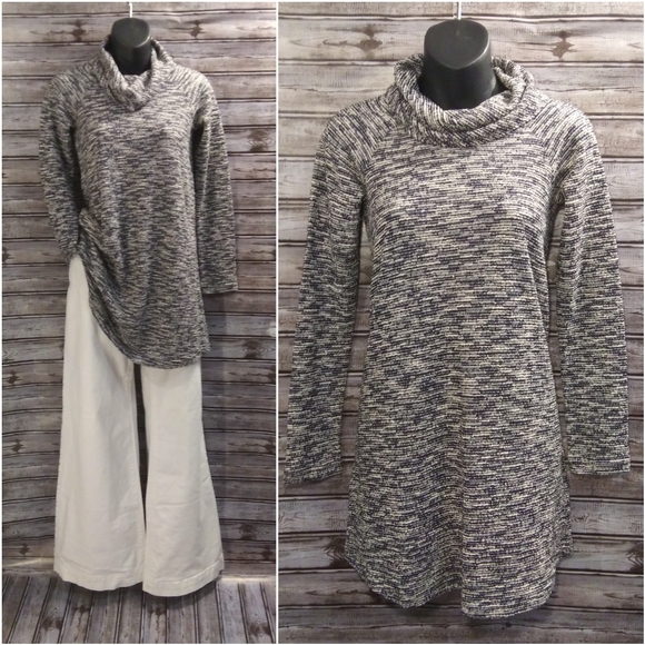 🆕Marble Knit Tunic Sweater by BCBGeneration - Picture 5 of 8